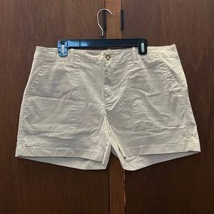 New with tags Lilly Pulitzer tan shorts